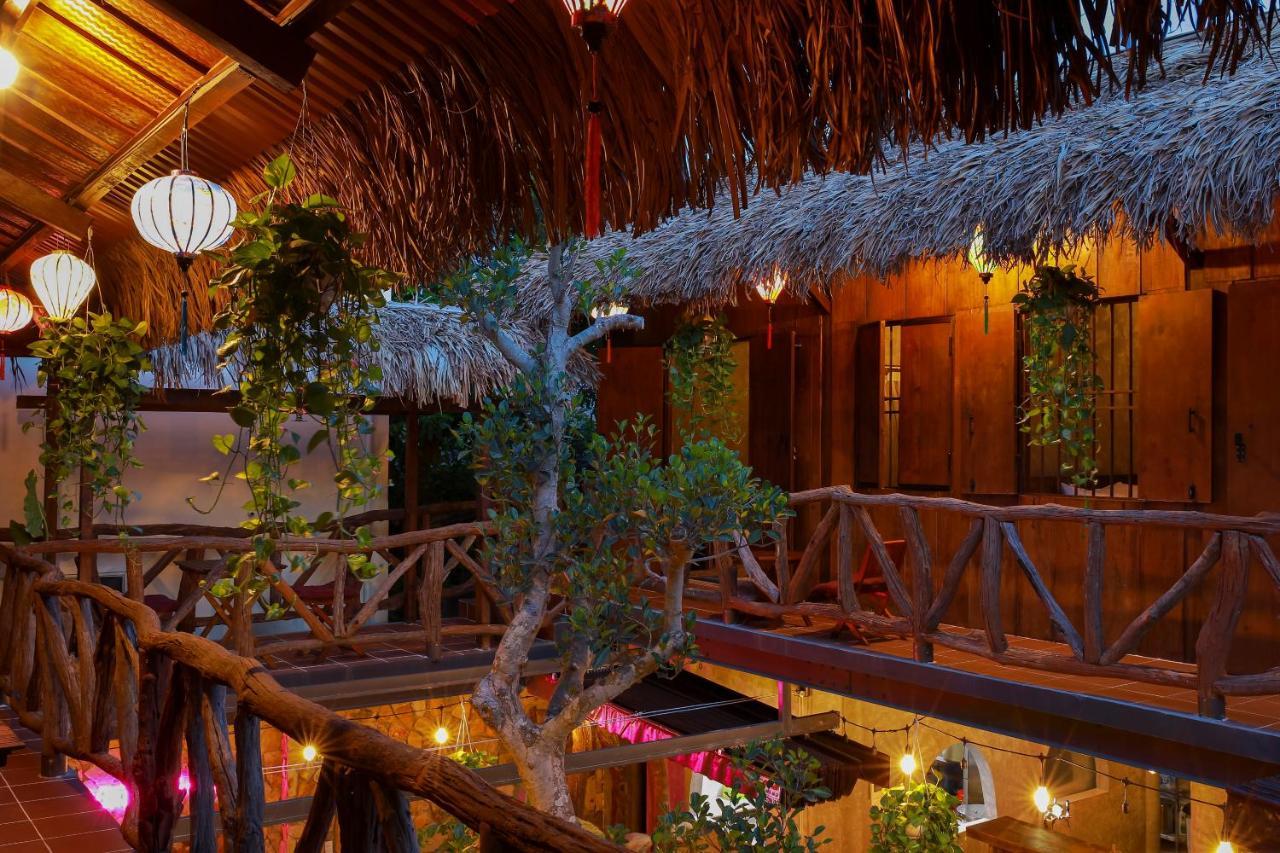 Phoenix Hotel An Bang Beach Hoi An Exterior photo